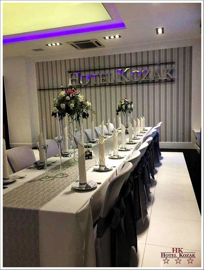 Hotel Kozak Chełm Екстериор снимка